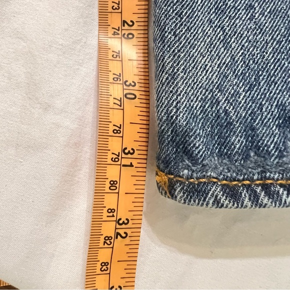 Levi's 501 button fly 100% cotton straight leg jeans 36/32 - Picture 14 of 16